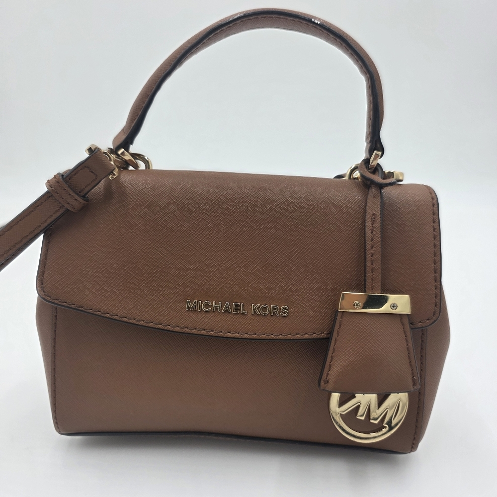 Michael Kors Brown Leather Crossbody Bag. - Picture 2 of 12